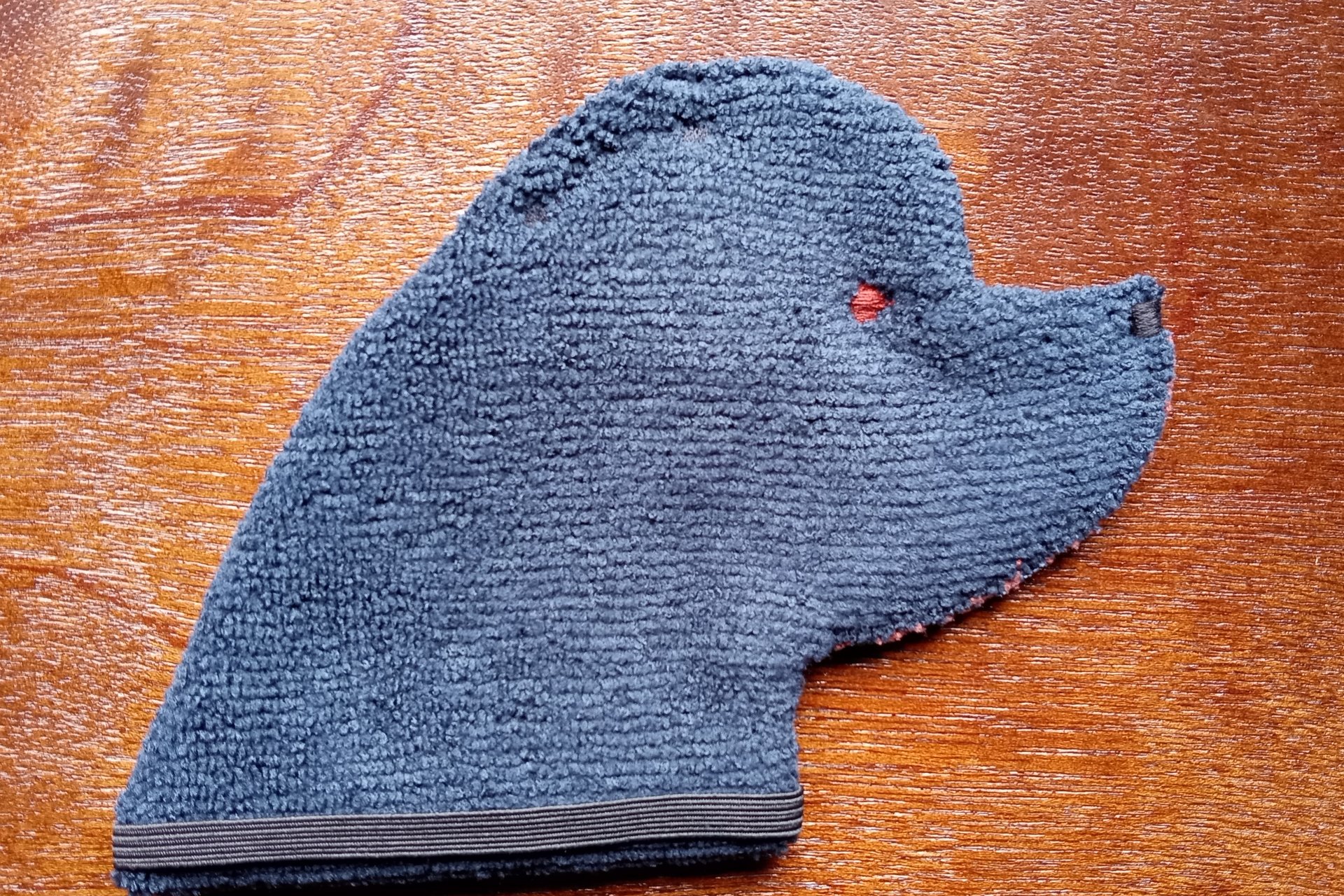 Back side of the Smudge Dog will be solid color.