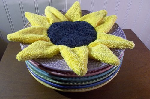 Smudge Flower Large Sunflower Microfiber Covert Cleaning Cloth