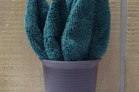 Dark Green Smudge Plant Cleaning Cloth