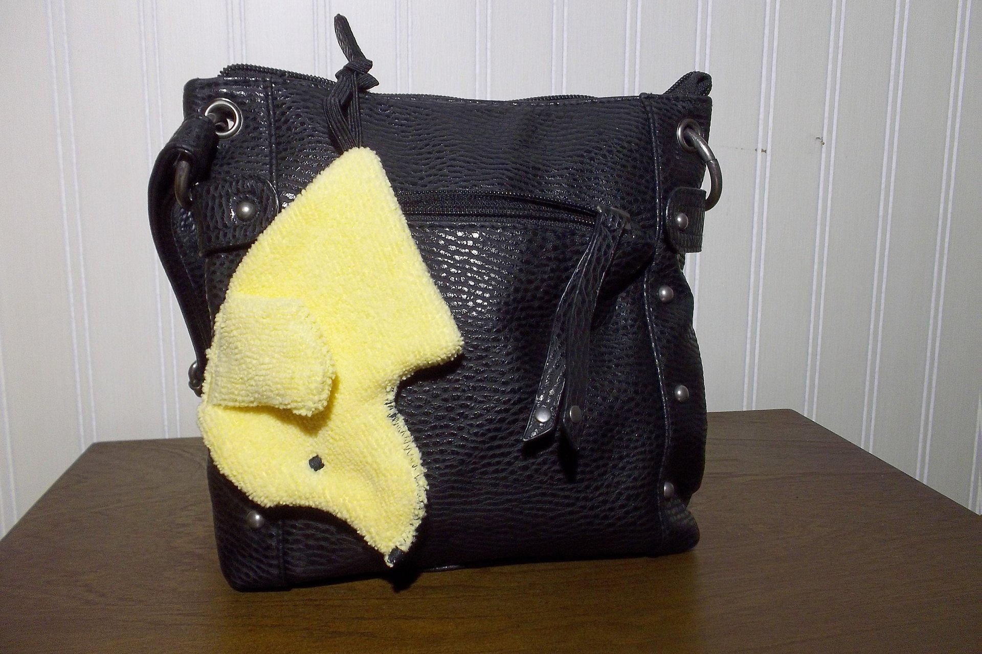 Smudge Dog Pomeranian "Cheeky" Microfiber Covert Cleaning Cloth