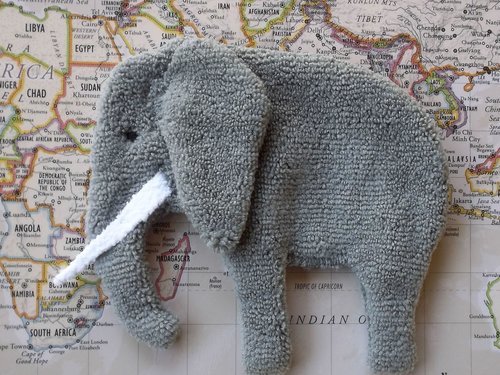 Smudge Safari: Elephant Microfiber Covert Cleaning Cloth